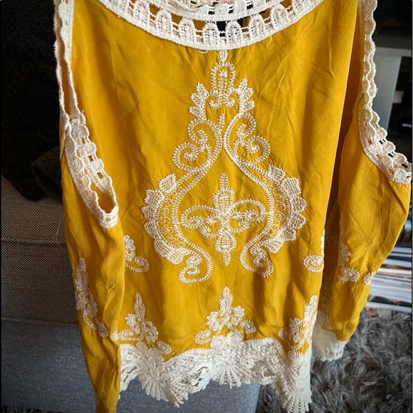 EUC, beautiful tank top❤️ - Picture 5 of 9